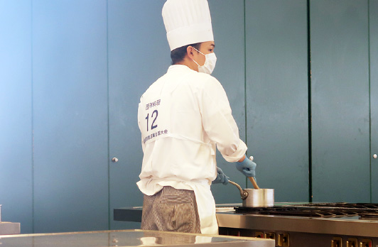 【敢闘賞】西洋料理 仲宗根浩太郎 (学)食糧学院 東京調理製菓専門学校