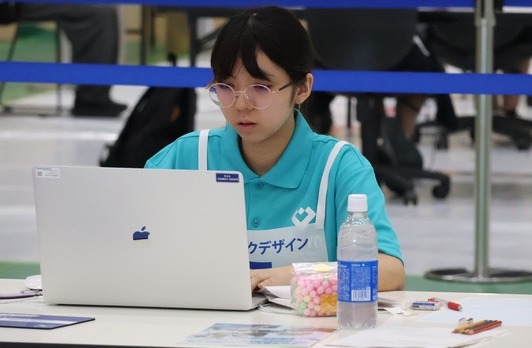 【金賞】業務用ITソフトウェア･ソリューションズ 知念 光南 選手